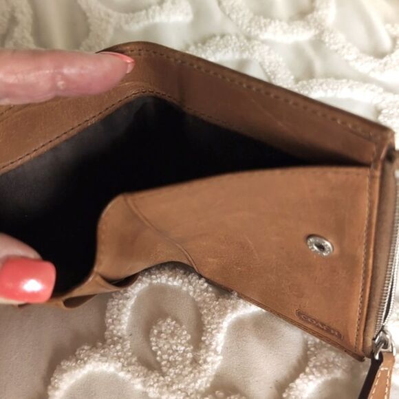 Coach Butter Soft Embossed Bifold/Zip Ladies Wallet- Camel Color - Picture 6 of 16